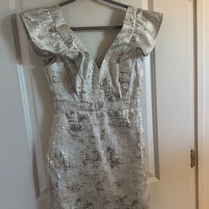 NWOT Lulus silver cocktail dress